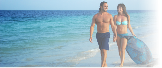 Pareja_Playa.png