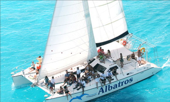 sailing_isla-mujeres_big-2.jpg